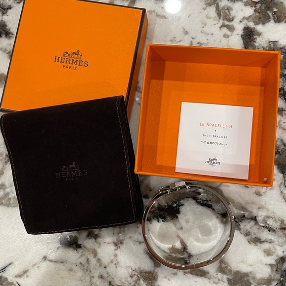 Hermes Enamel Wide Clic Clac H Bracelet PM Black - Picture 6 of 7